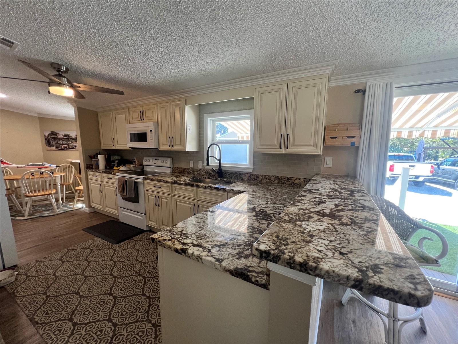 Image 8 of 61 For 2233 Brookwood Drive