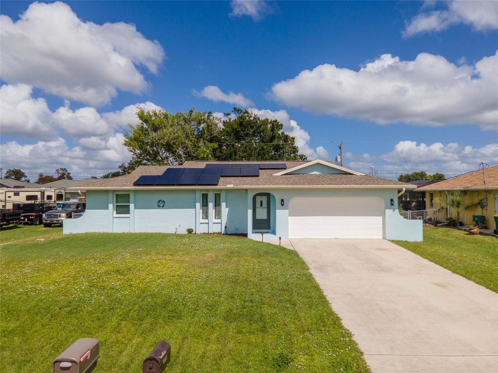 Image 22 of 32 For 9116 Castlehill Avenue