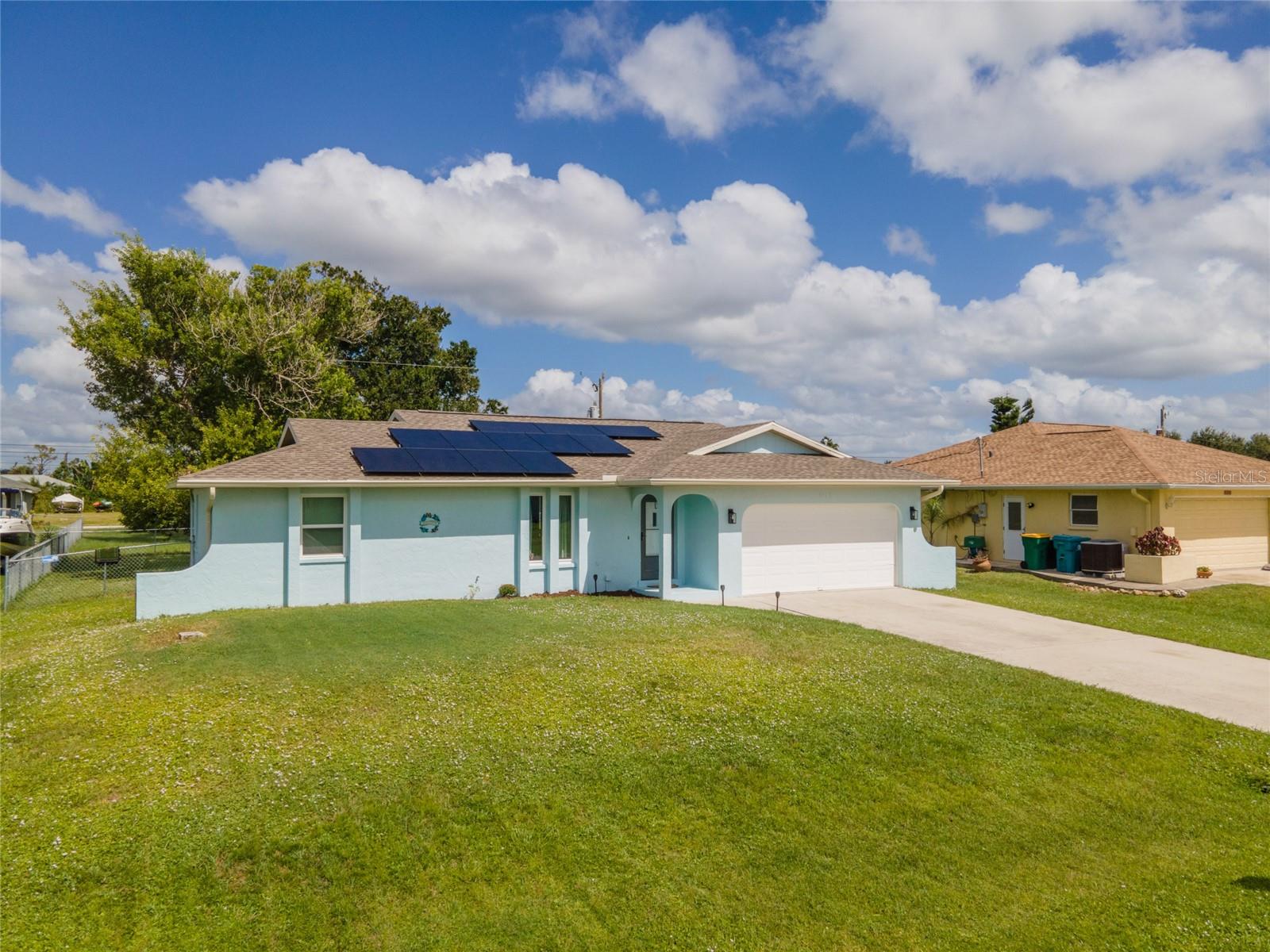 Image 23 of 32 For 9116 Castlehill Avenue