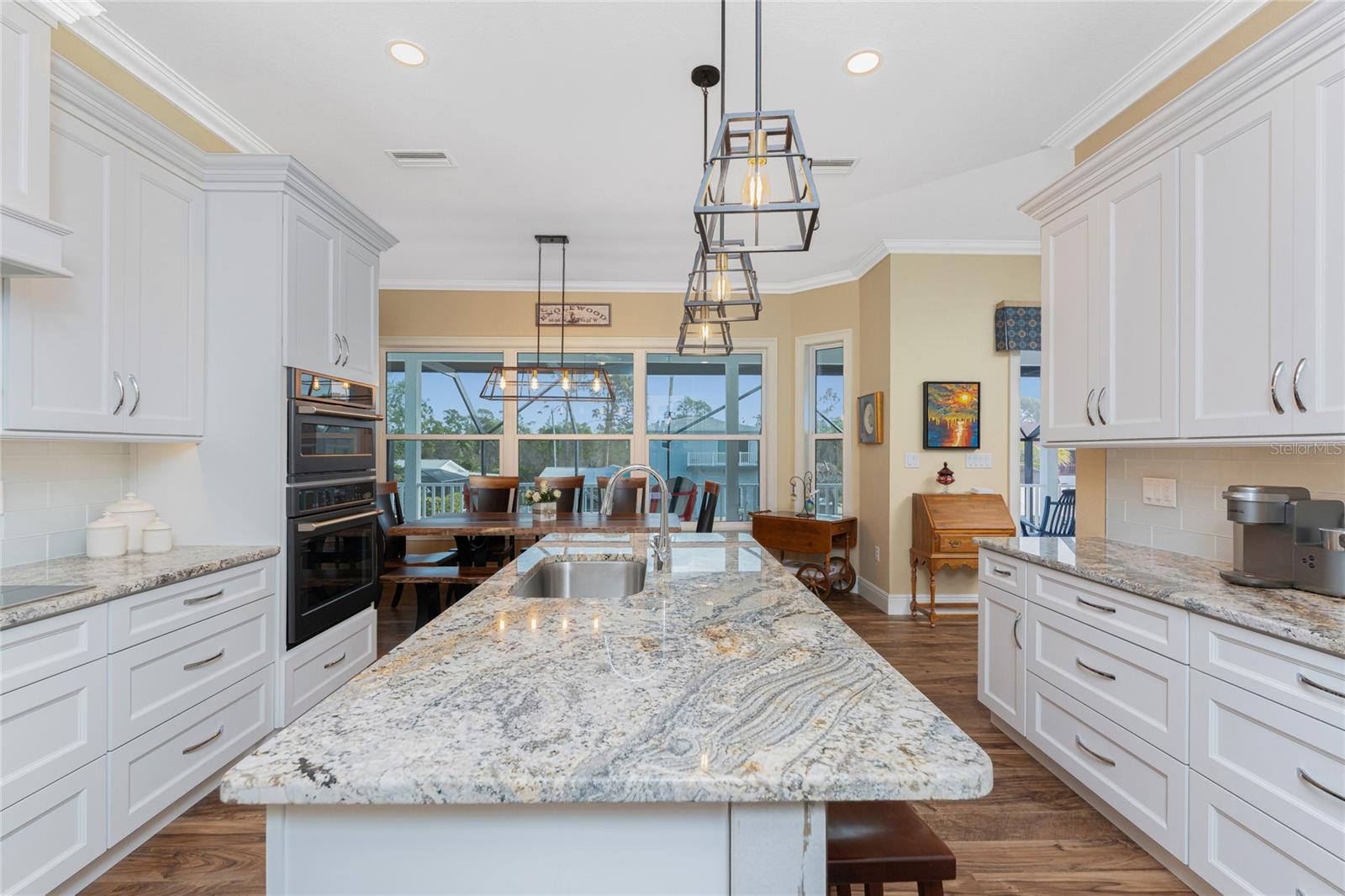 Image 21 of 79 For 9240 Pine Cove Drive