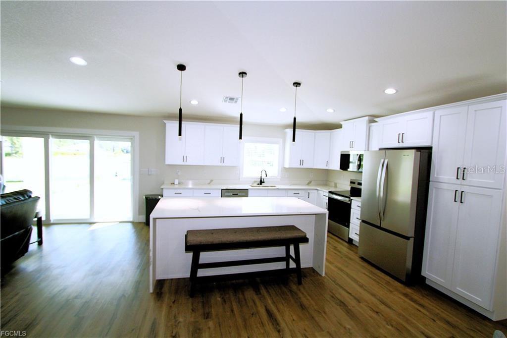 Image 22 of 38 For 31 8th Terrace