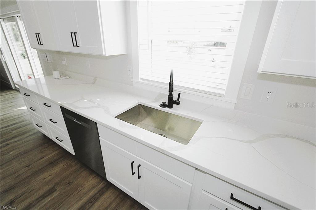 Image 23 of 38 For 31 8th Terrace