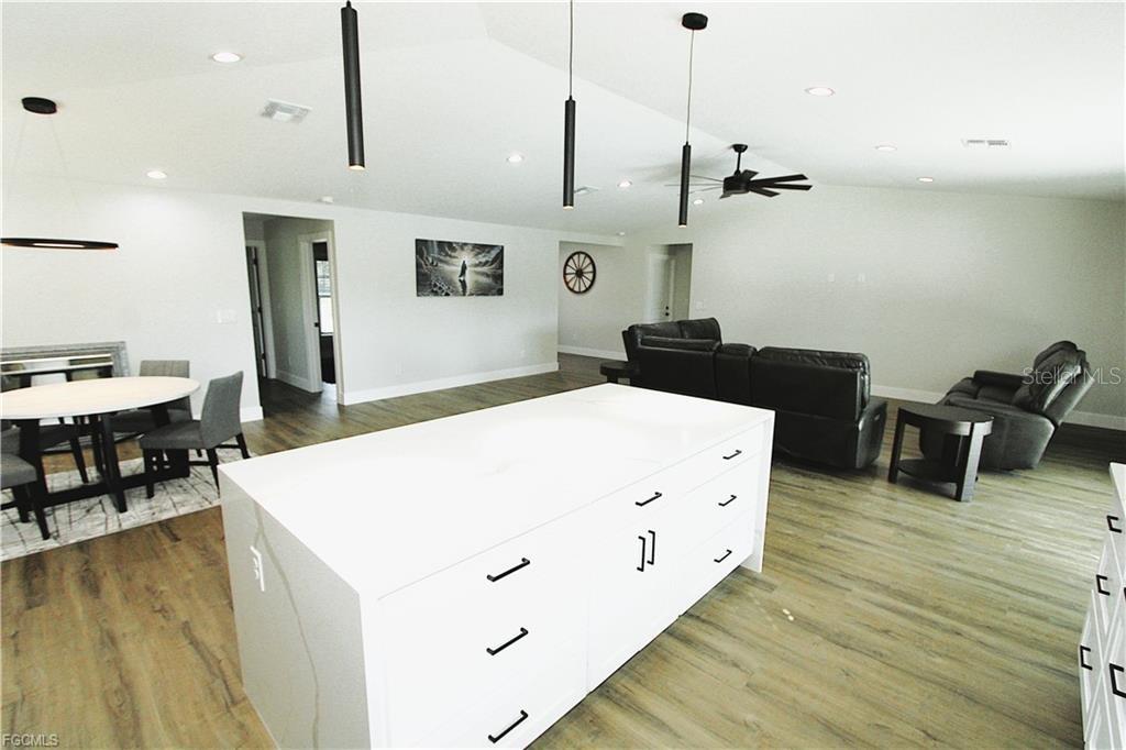 Image 24 of 38 For 31 8th Terrace