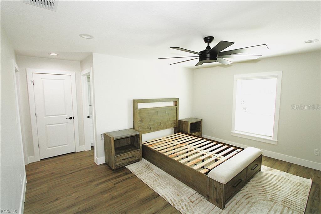 Image 28 of 38 For 31 8th Terrace