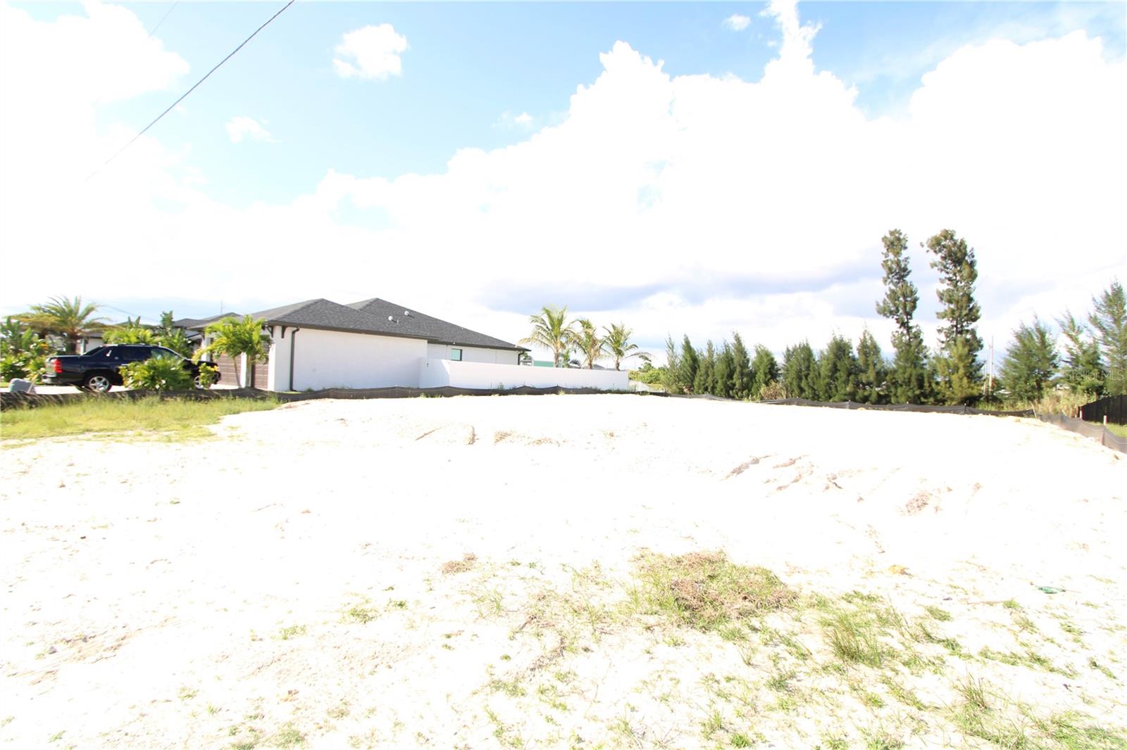 Image 3 of 14 For 31 8th Terrace