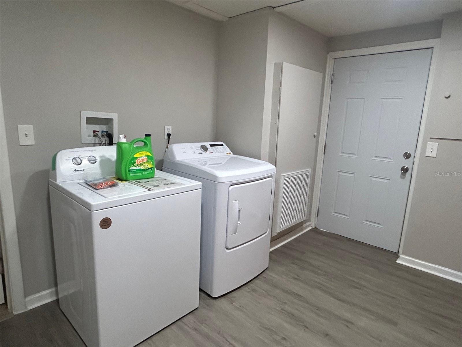 Image 15 of 15 For 320 Cardinal Road