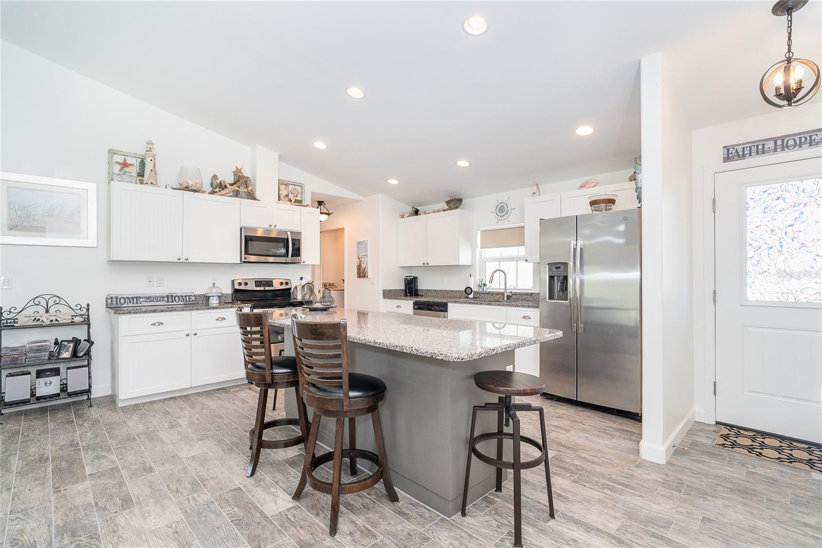 Image 4 of 28 For 7268 Beardsley Street