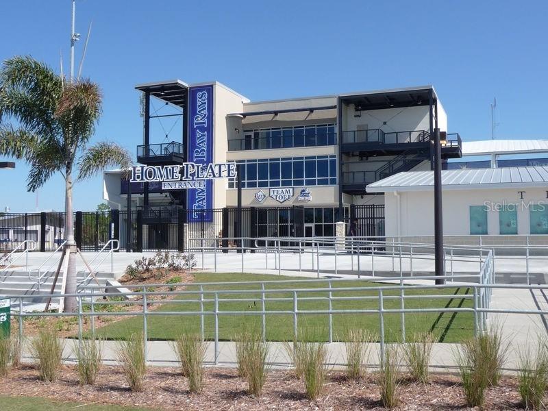 Image 37 of 39 For 1706 Purdy Street