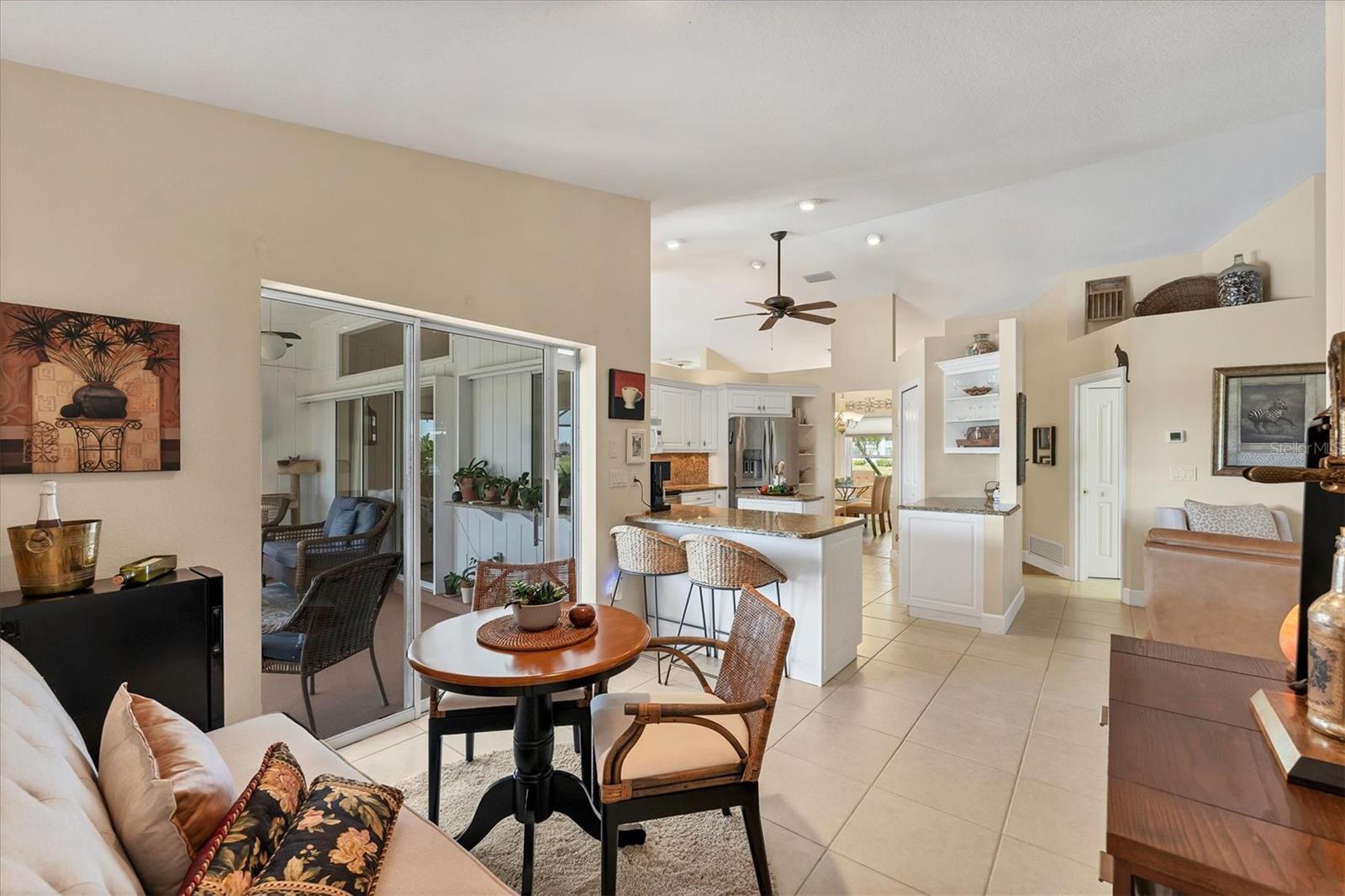 Image 16 of 64 For 246 Rotonda Circle