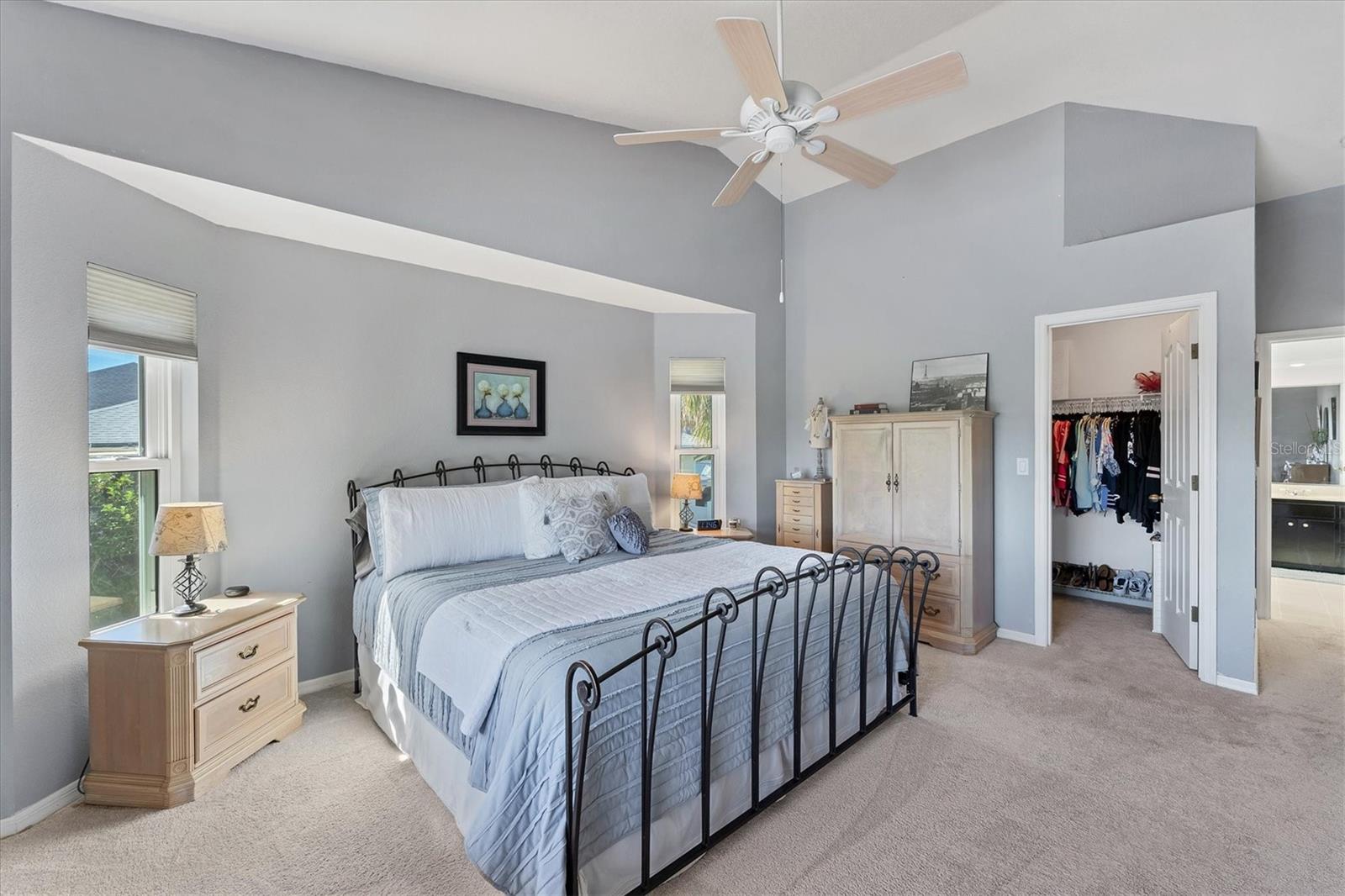 Image 21 of 64 For 246 Rotonda Circle