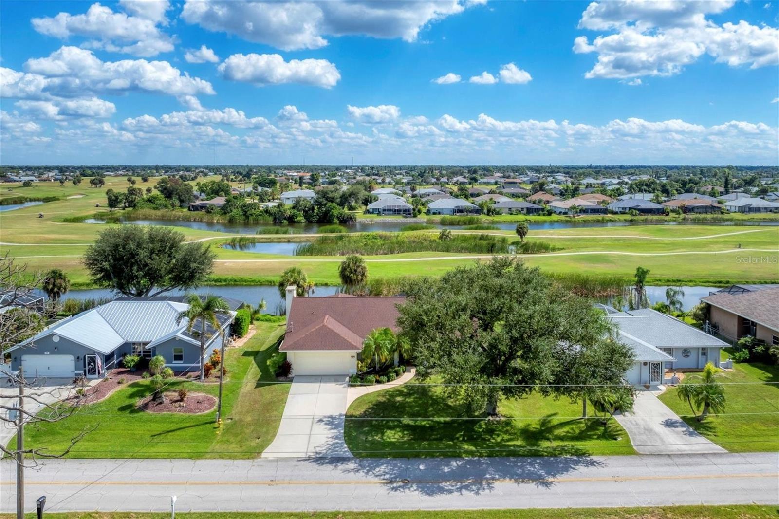 Image 42 of 64 For 246 Rotonda Circle