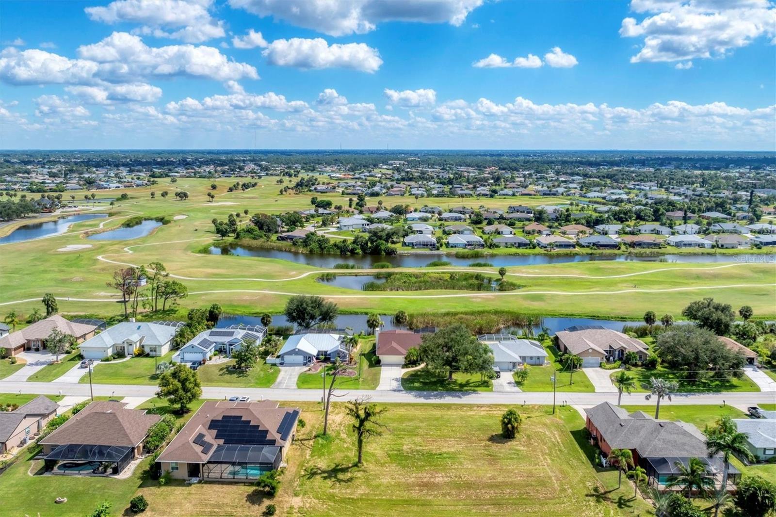 Image 45 of 64 For 246 Rotonda Circle