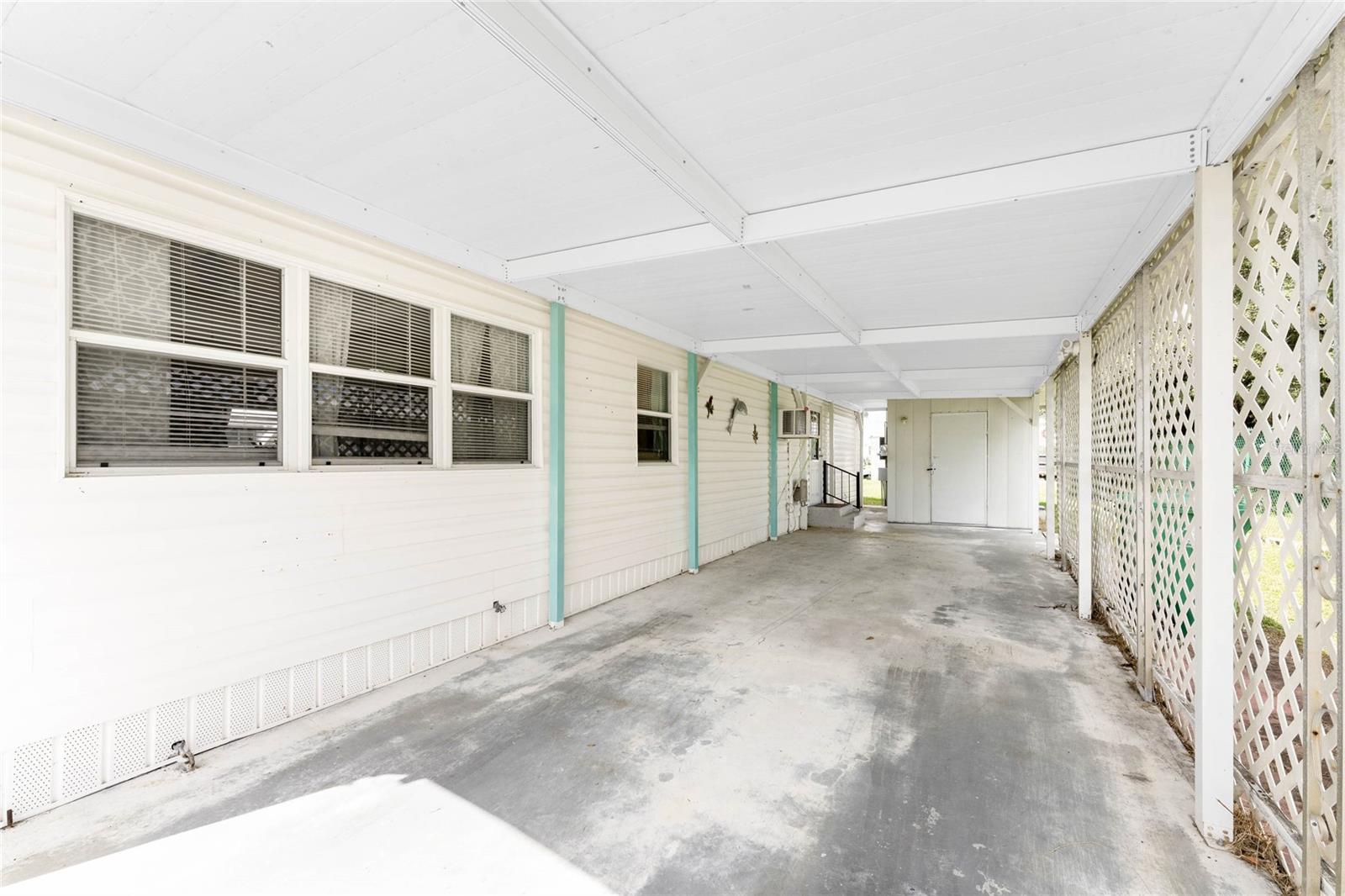 Image 20 of 43 For 315 Calle Liana