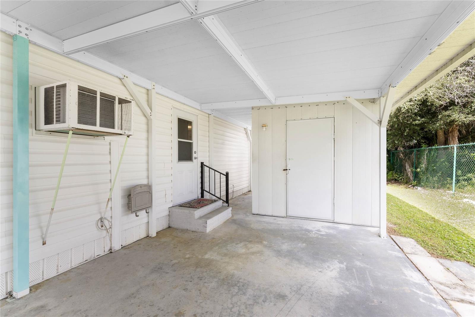 Image 21 of 43 For 315 Calle Liana