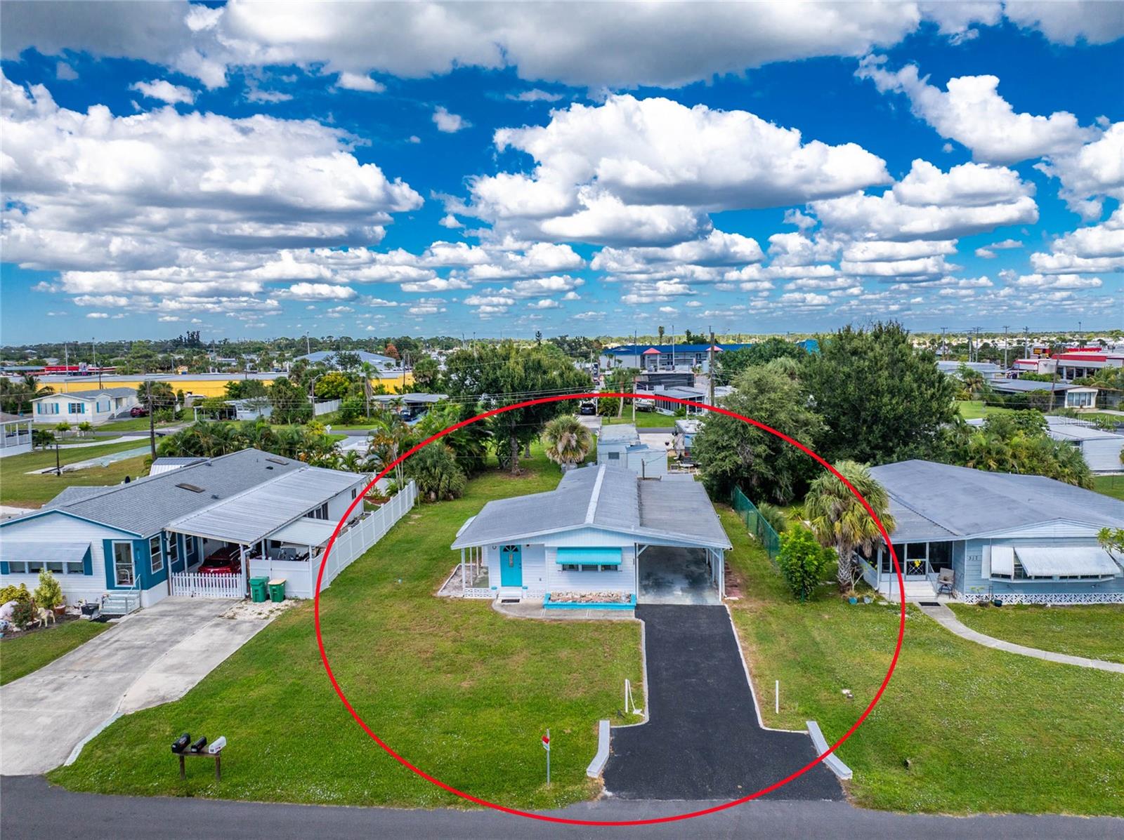 Image 29 of 43 For 315 Calle Liana