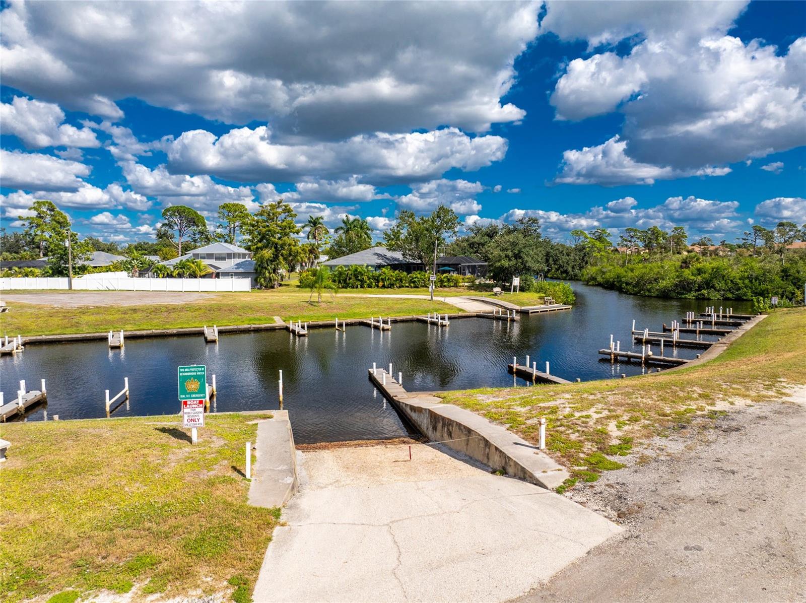 Image 40 of 43 For 315 Calle Liana