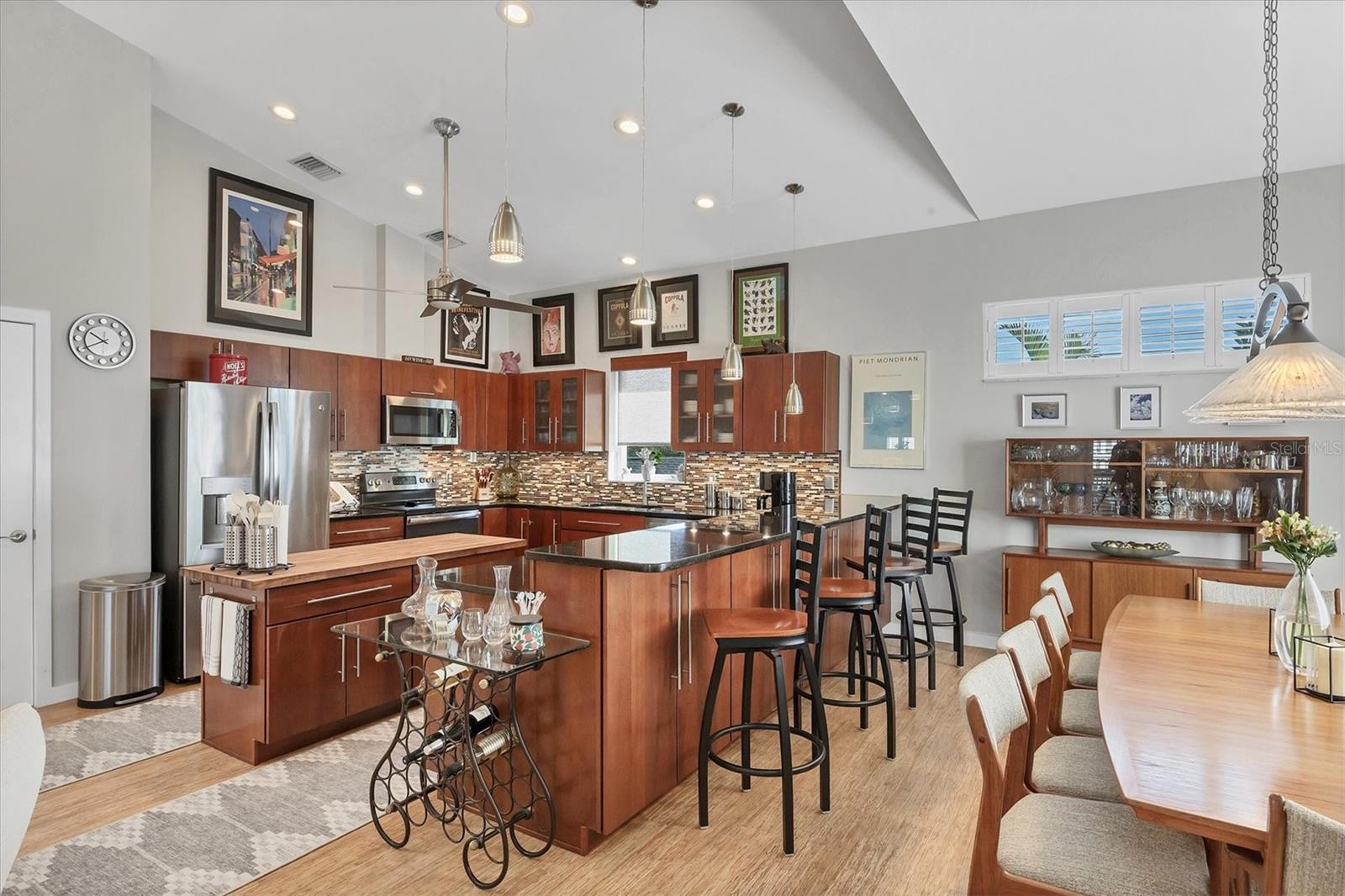 Image 13 of 64 For 15634 Margo Circle