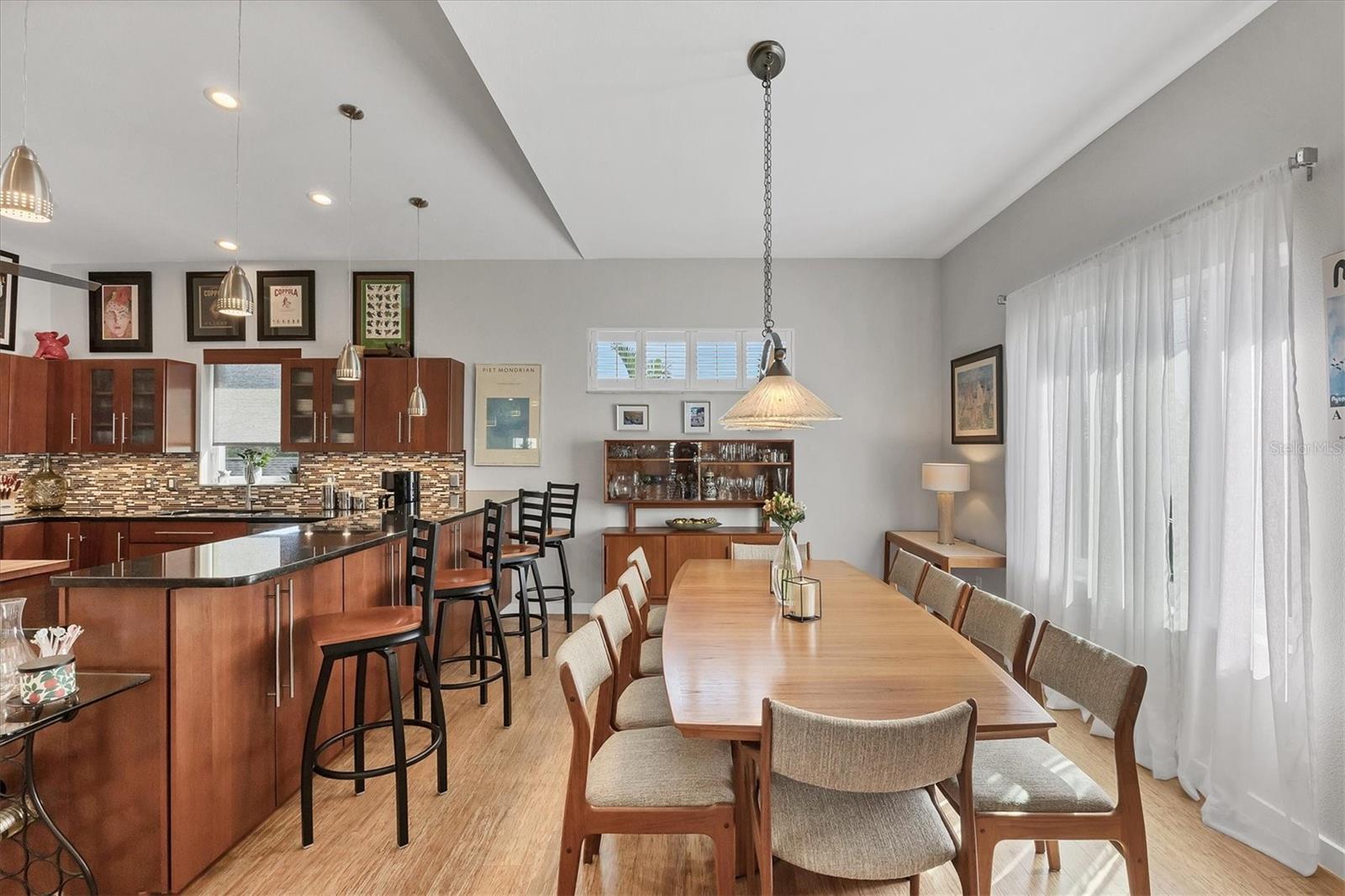 Image 20 of 64 For 15634 Margo Circle