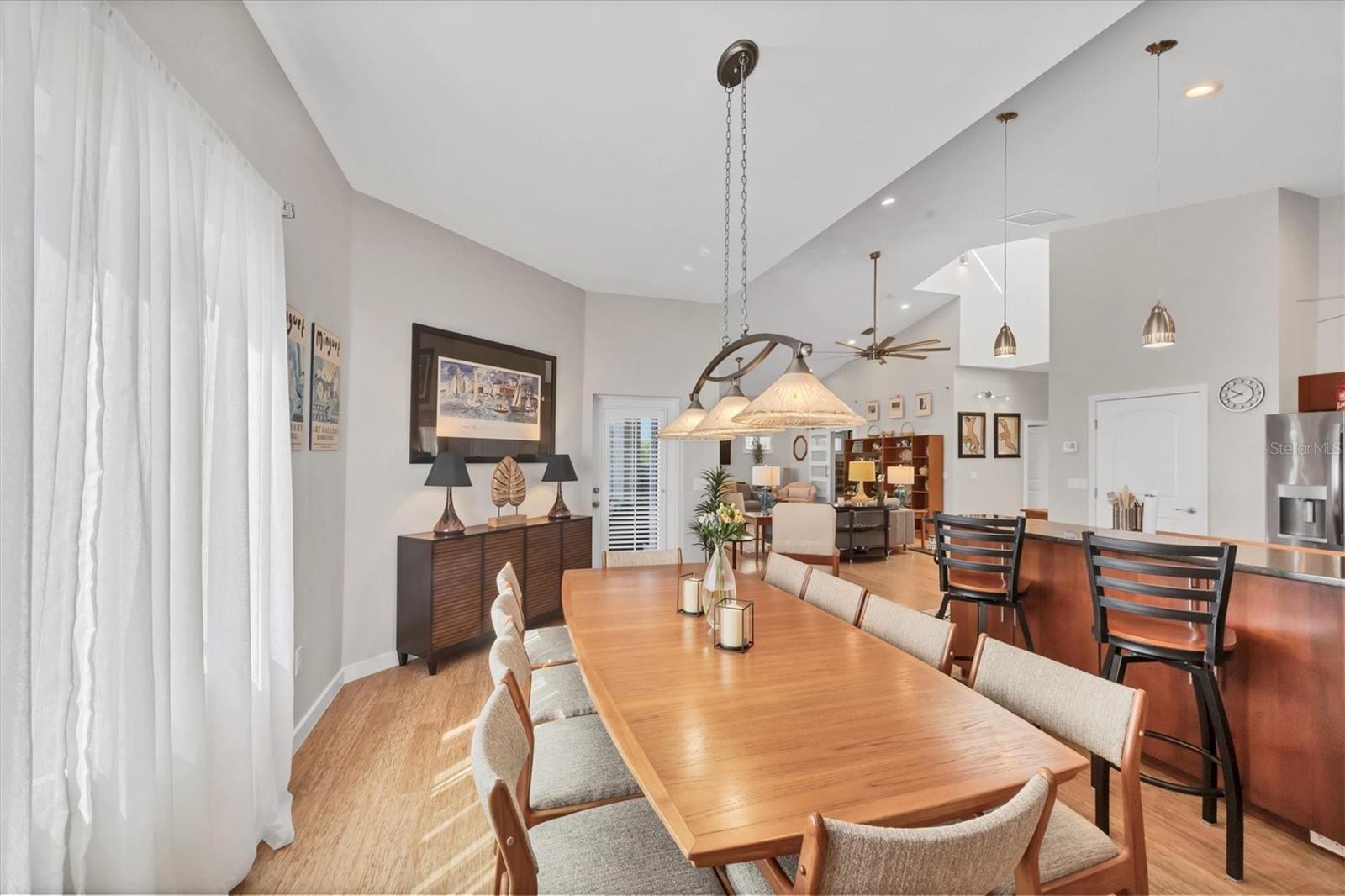 Image 21 of 64 For 15634 Margo Circle