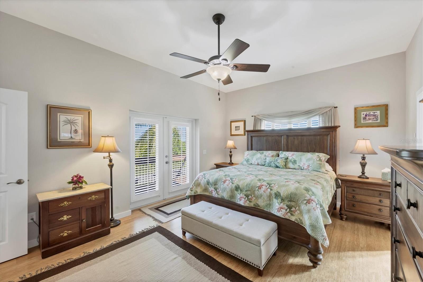 Image 23 of 64 For 15634 Margo Circle