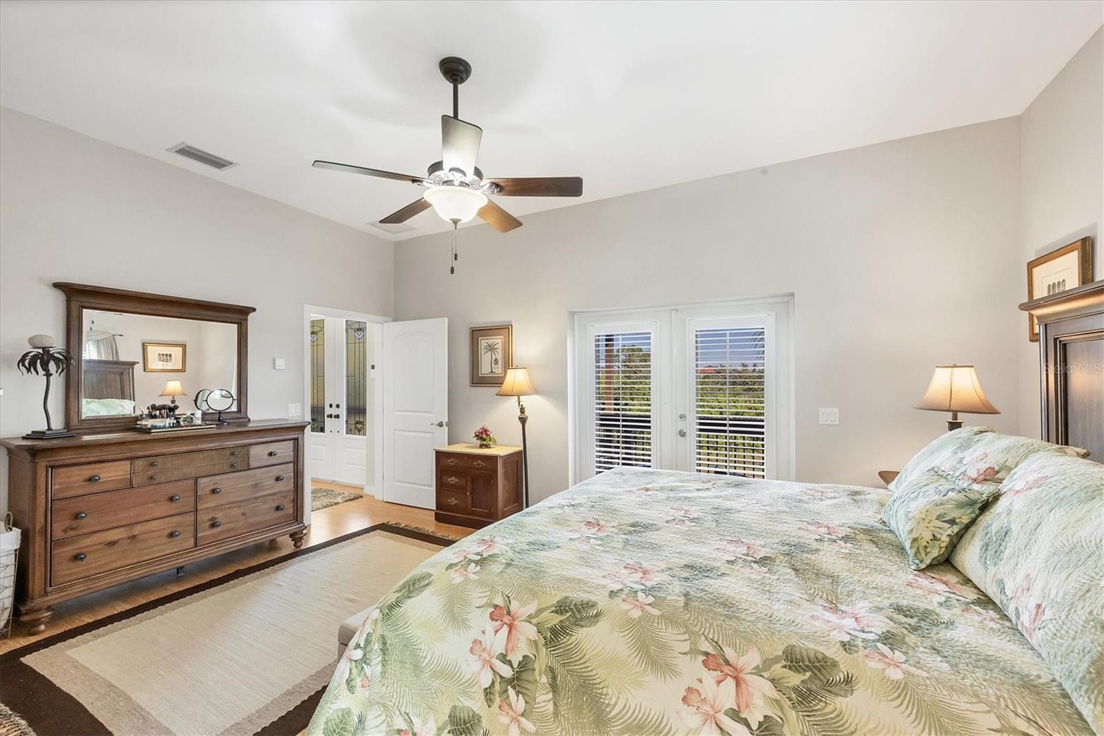 Image 24 of 64 For 15634 Margo Circle