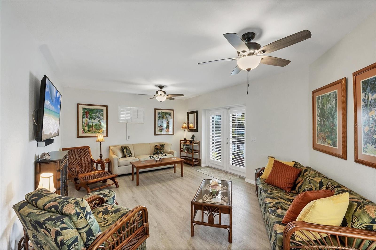 Image 35 of 64 For 15634 Margo Circle