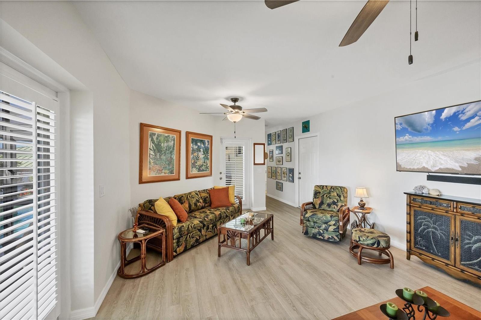 Image 36 of 64 For 15634 Margo Circle