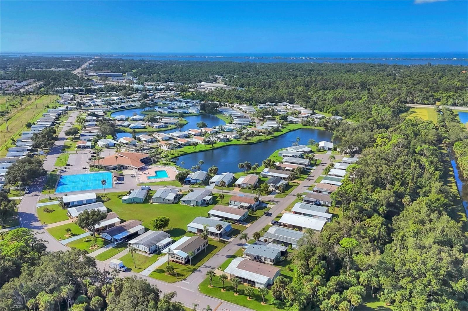 Image 35 of 47 For 786 Heathercreek Court