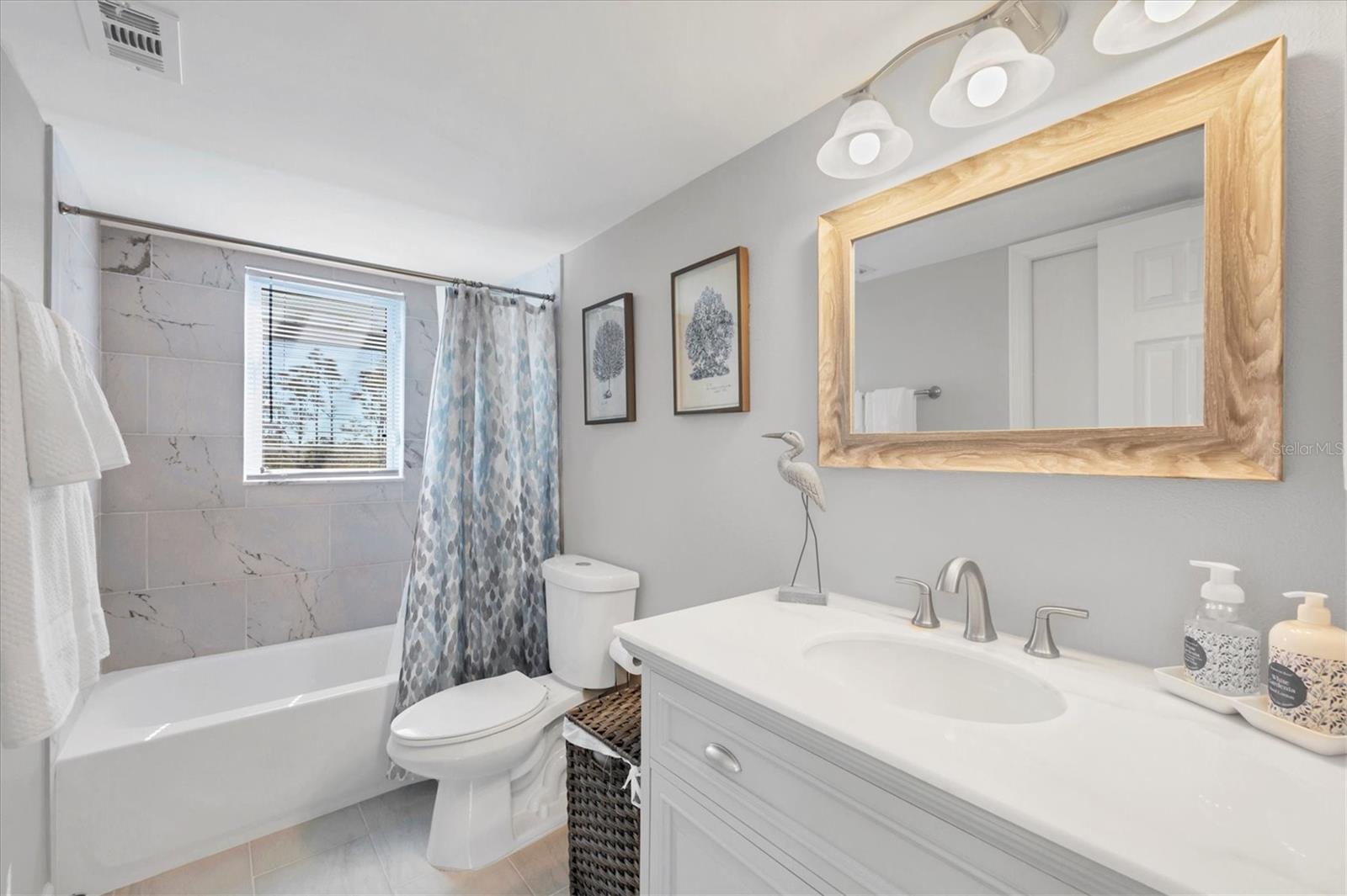 Image 22 of 34 For 331 Bocilla Drive