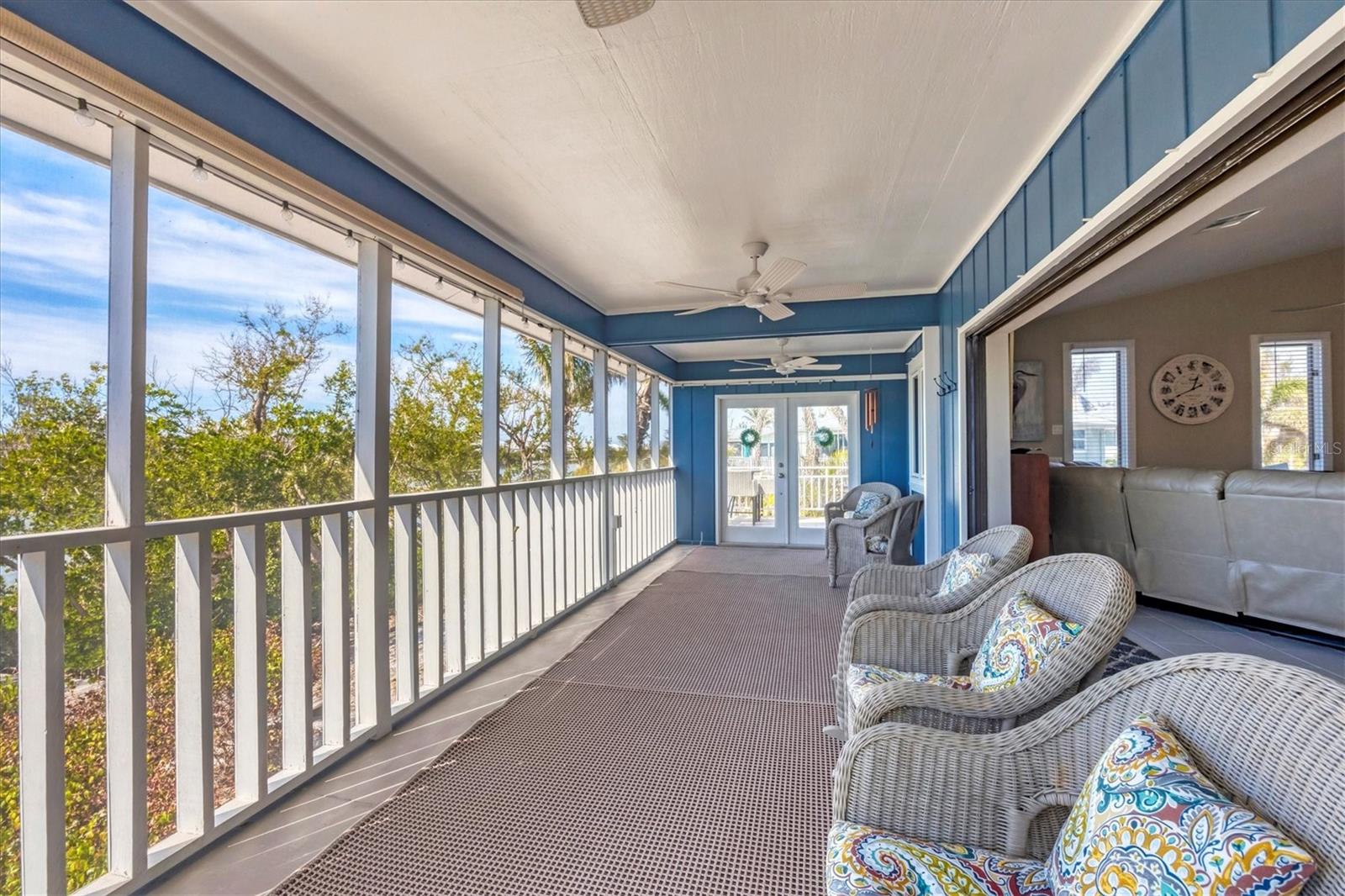 Image 26 of 34 For 331 Bocilla Drive