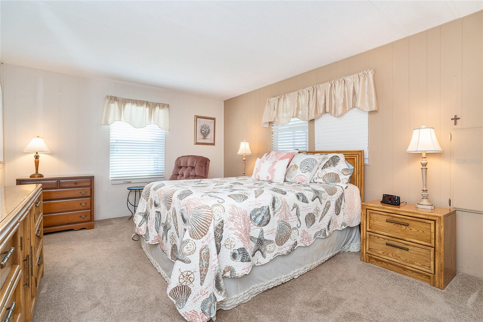 Image 14 of 40 For 14 Granada Plaza