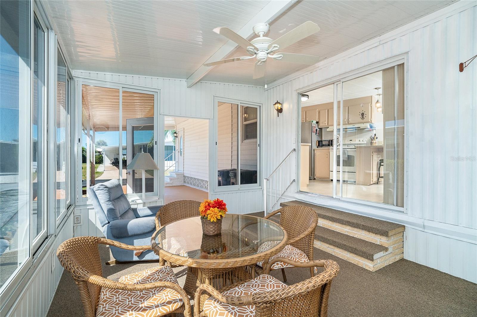 Image 21 of 40 For 14 Granada Plaza