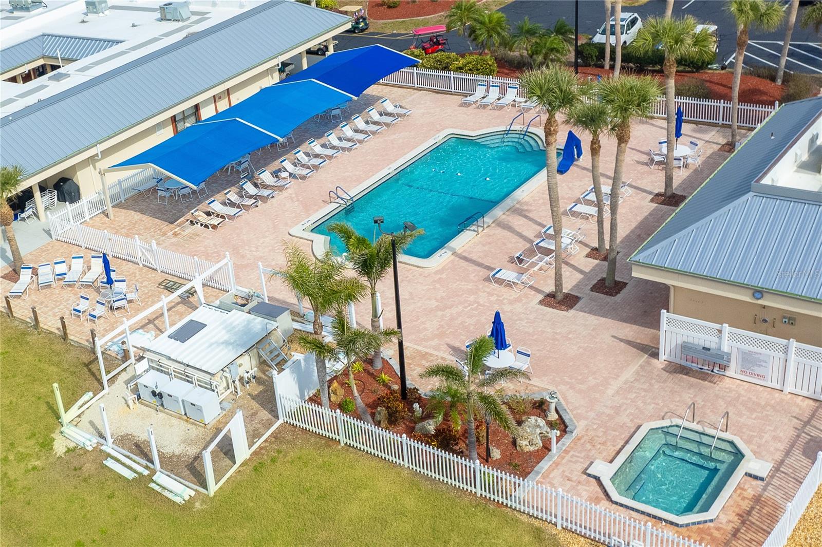 Image 30 of 40 For 14 Granada Plaza