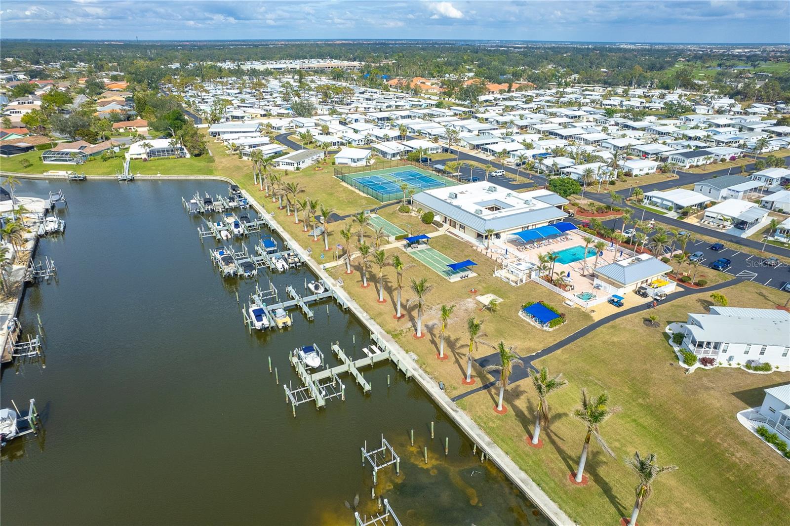 Image 34 of 40 For 14 Granada Plaza