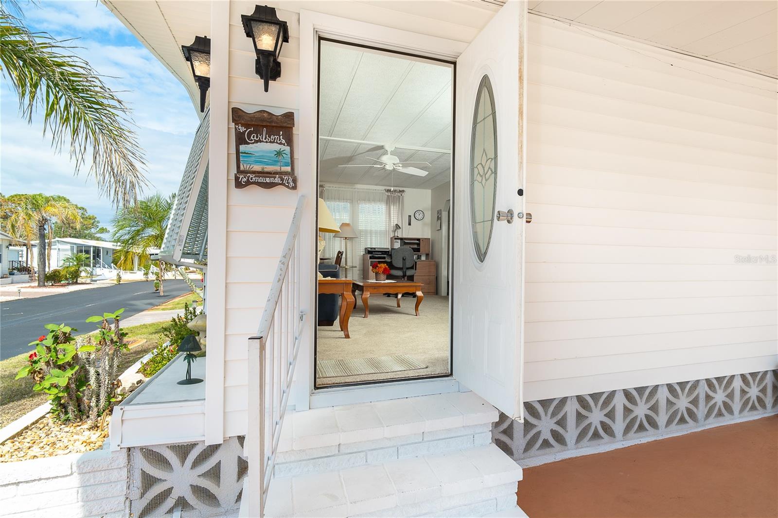 Image 4 of 40 For 14 Granada Plaza