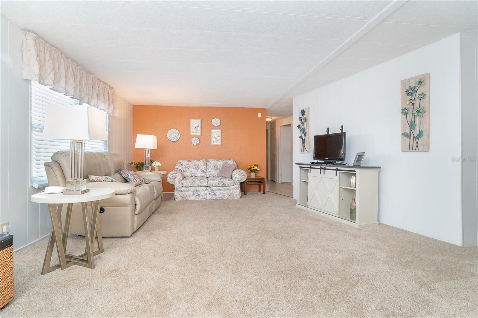 Image 8 of 40 For 14 Granada Plaza