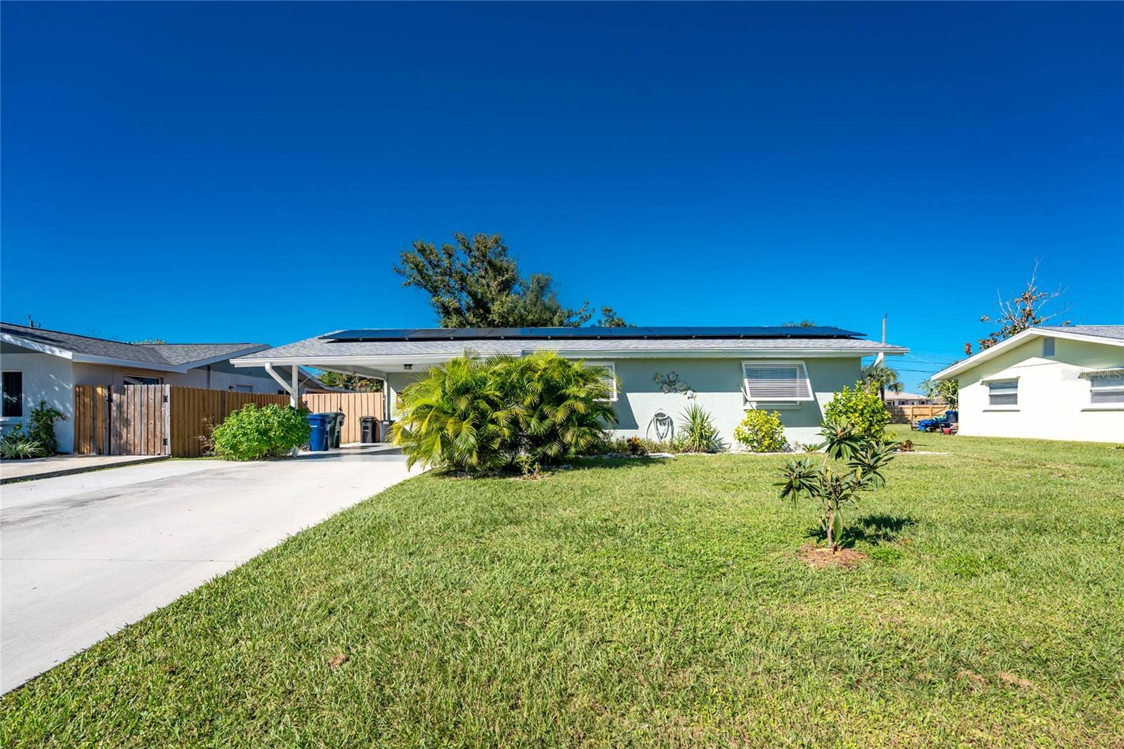 Image 21 of 47 For 786 Carla Drive