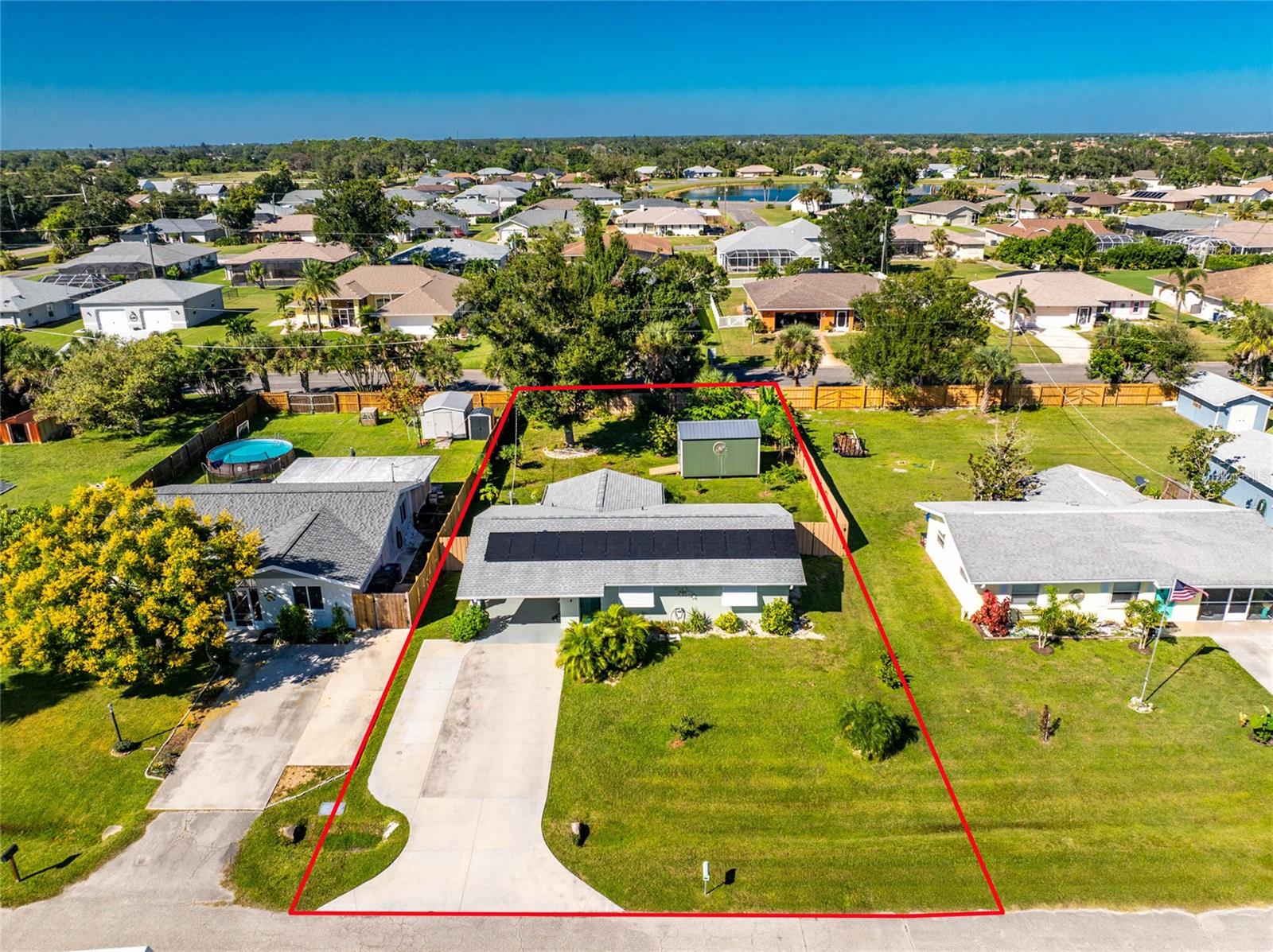 Image 36 of 47 For 786 Carla Drive