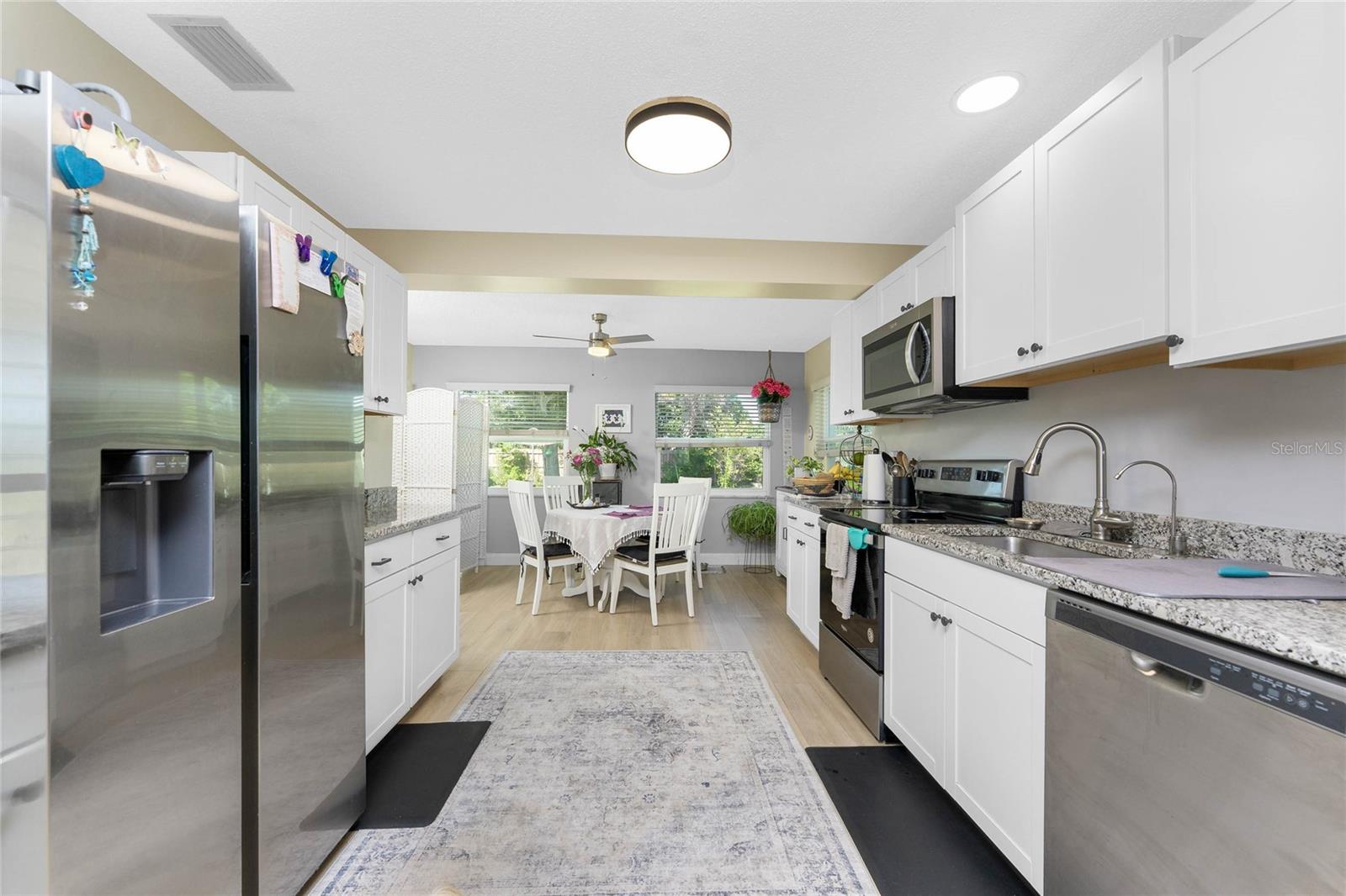 Image 7 of 47 For 786 Carla Drive