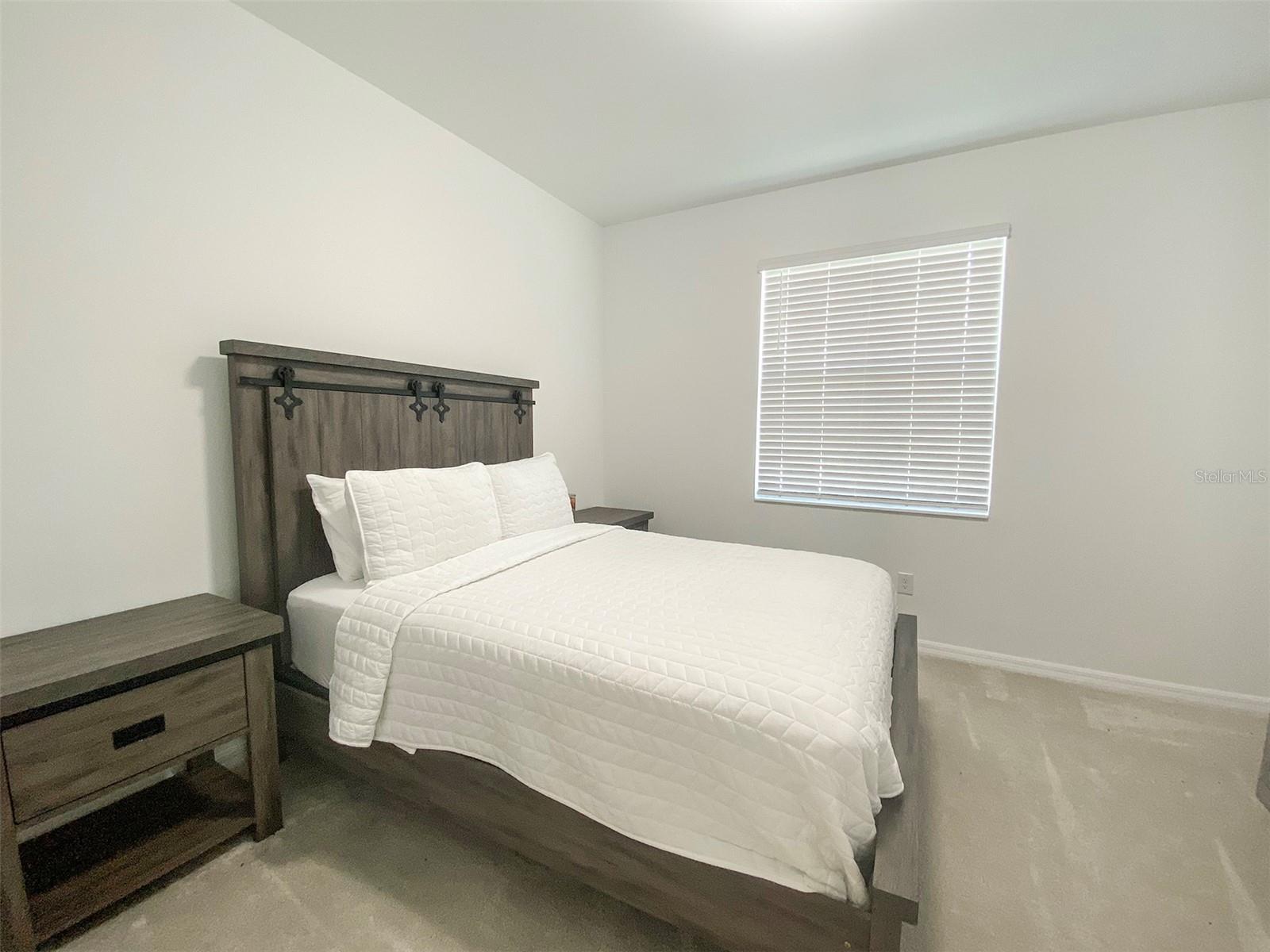 Image 11 of 43 For 15936 Honeysuckle Street