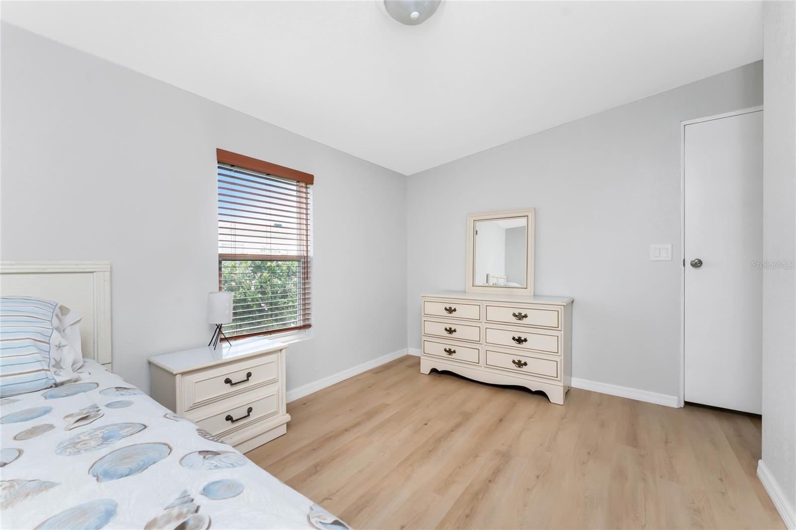 Image 14 of 30 For 6191 Tern Drive