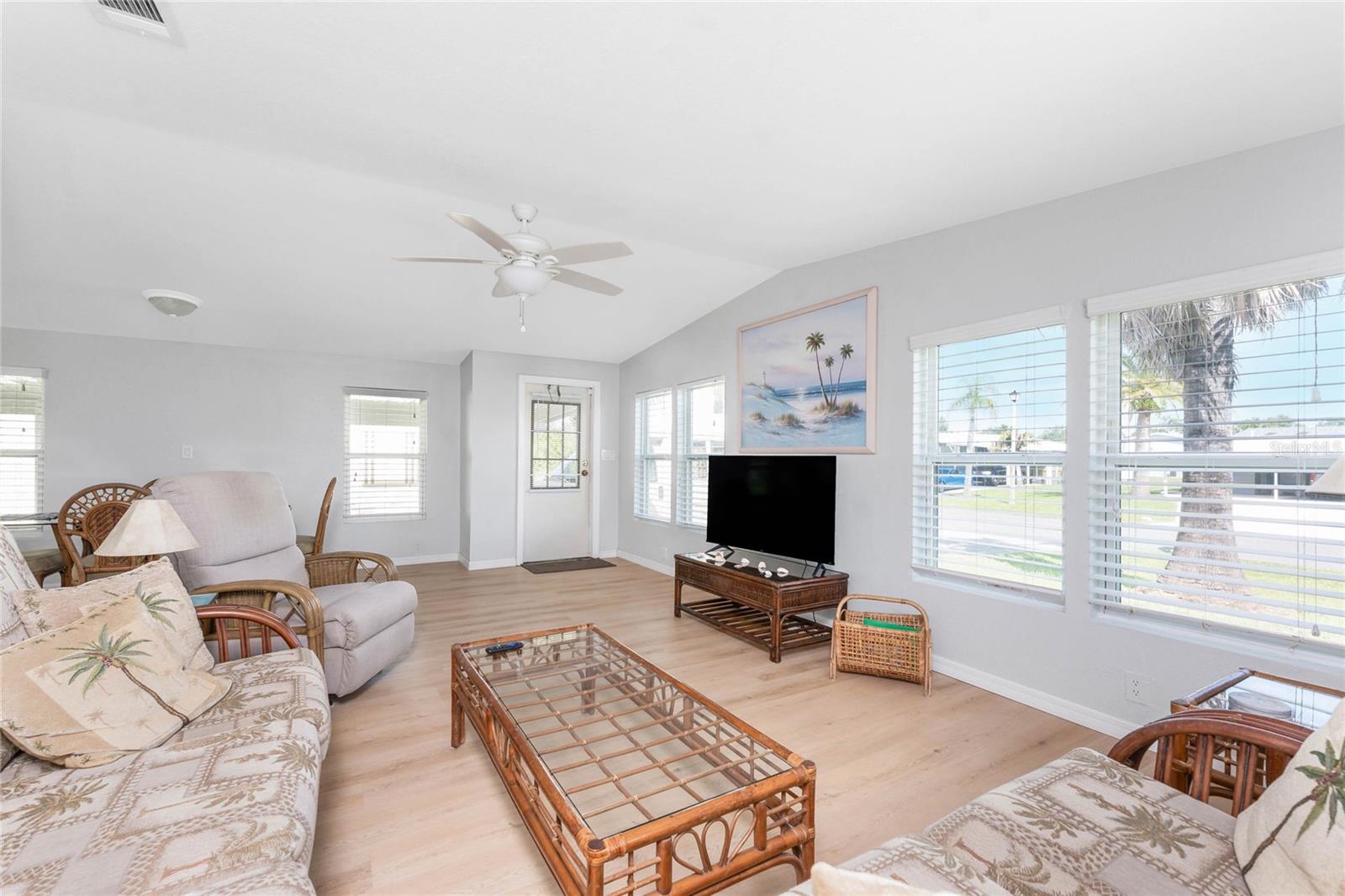 Image 9 of 30 For 6191 Tern Drive