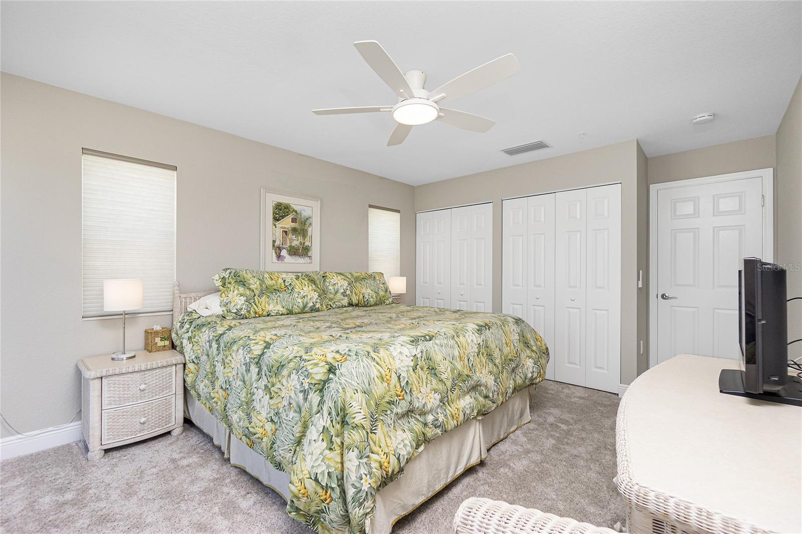 Image 21 of 49 For 2255 Beach Road 12