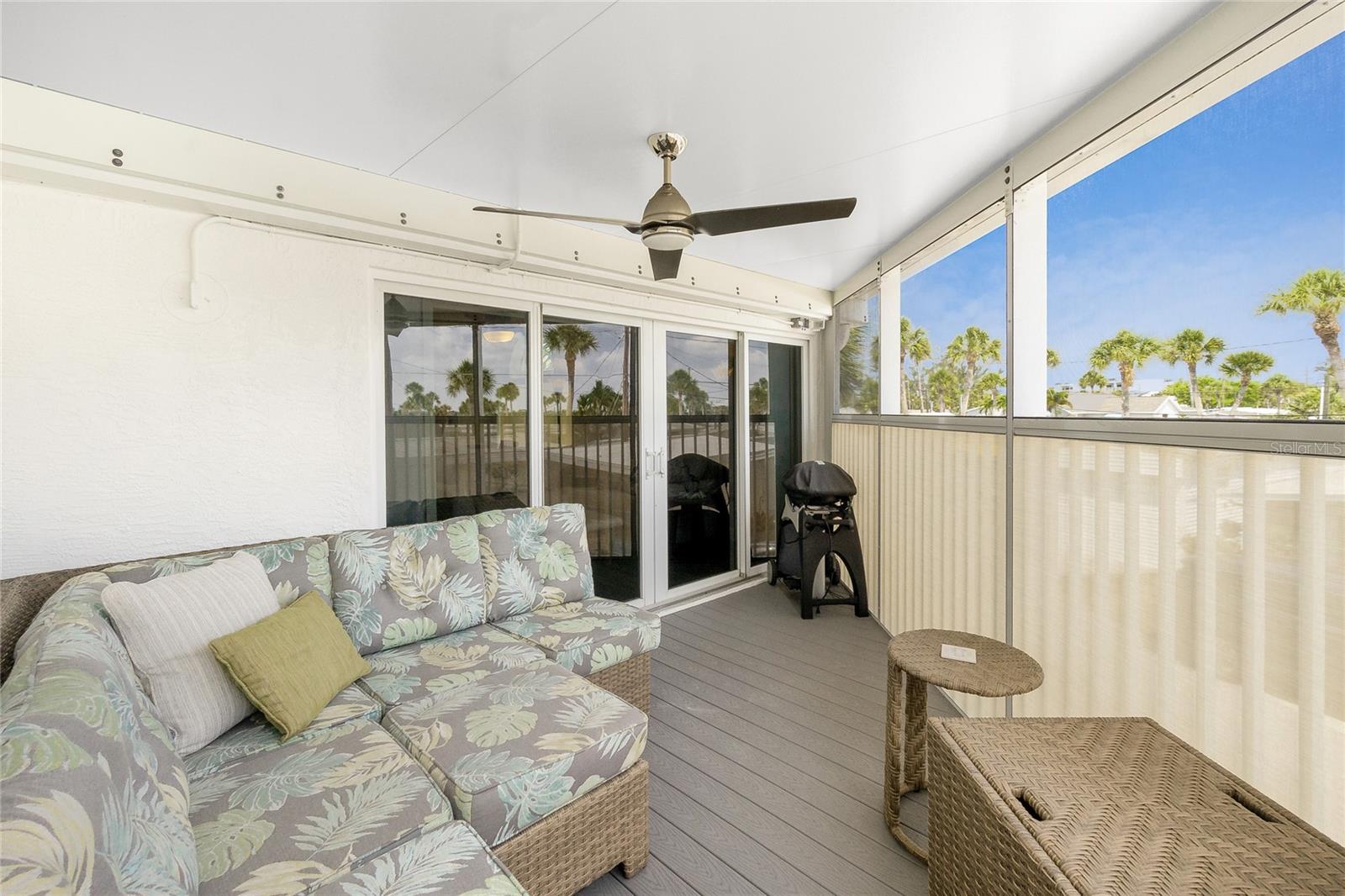 Image 29 of 49 For 2255 Beach Road 12