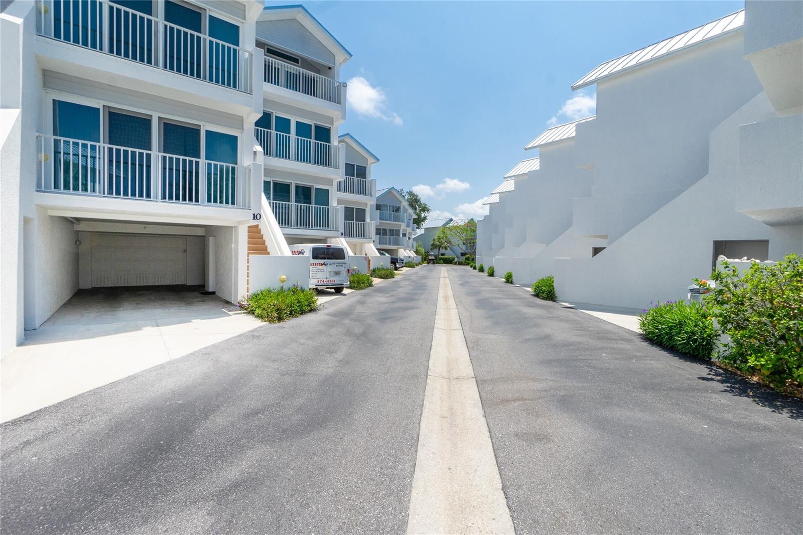 Image 36 of 49 For 2255 Beach Road 12