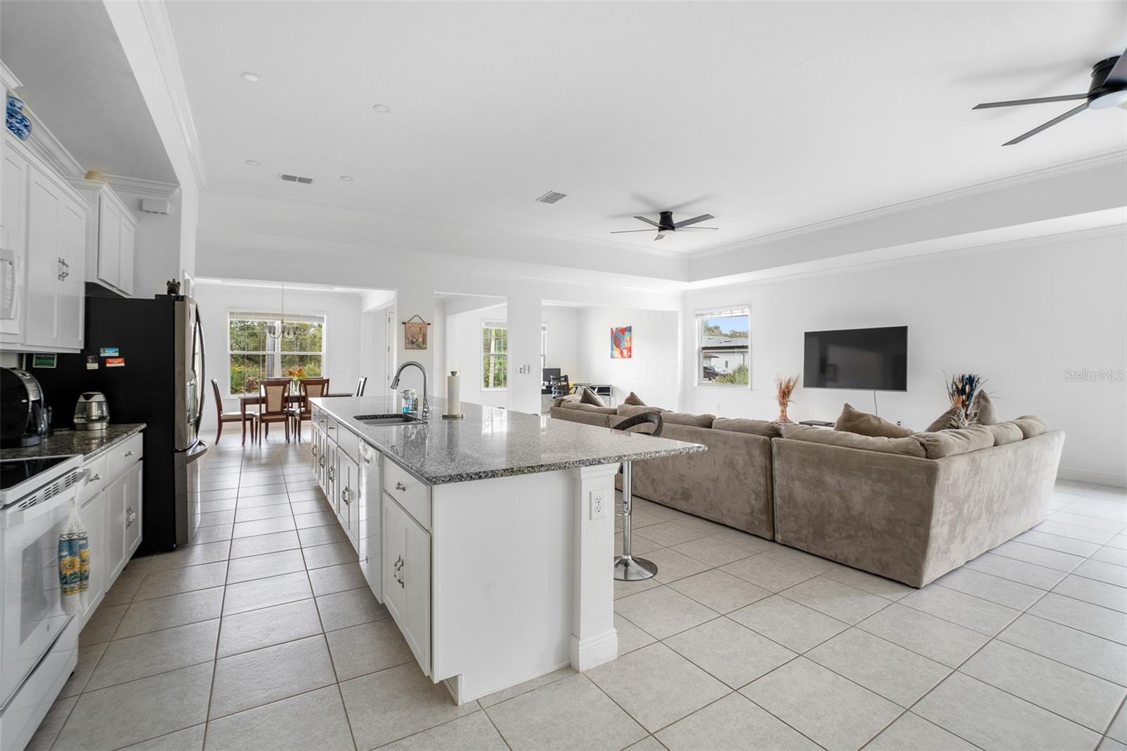 Image 10 of 52 For 9 Evaro Drive