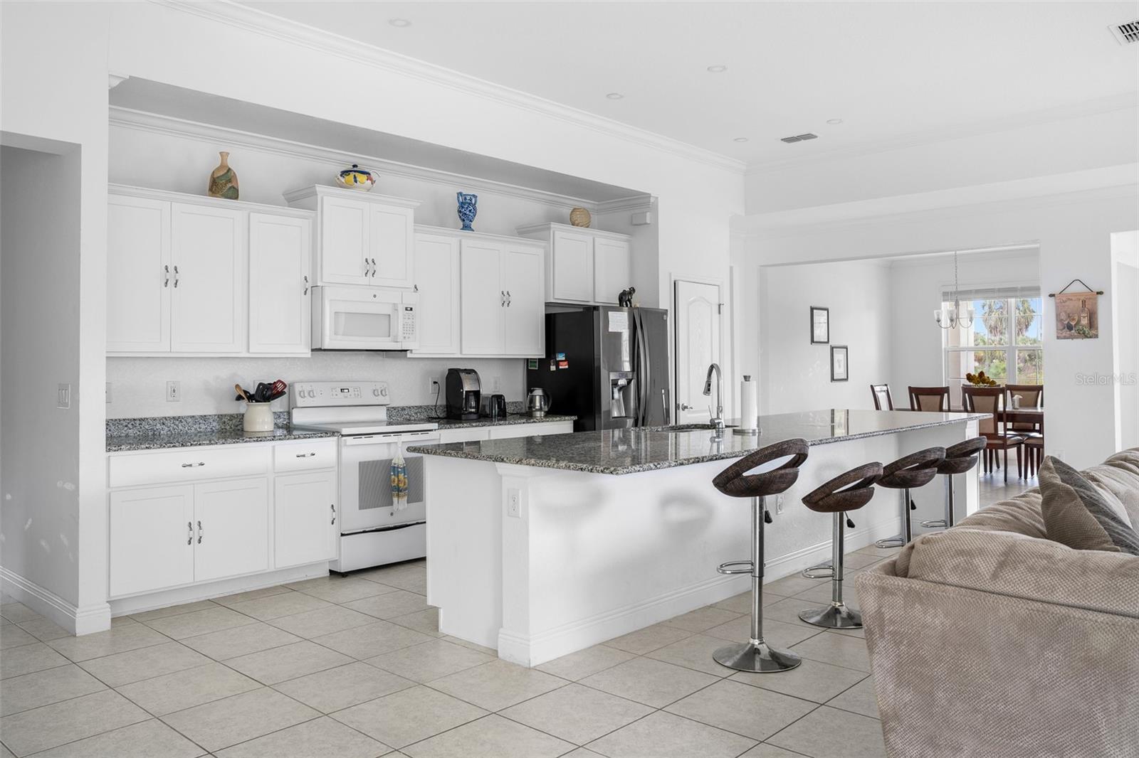 Image 11 of 52 For 9 Evaro Drive