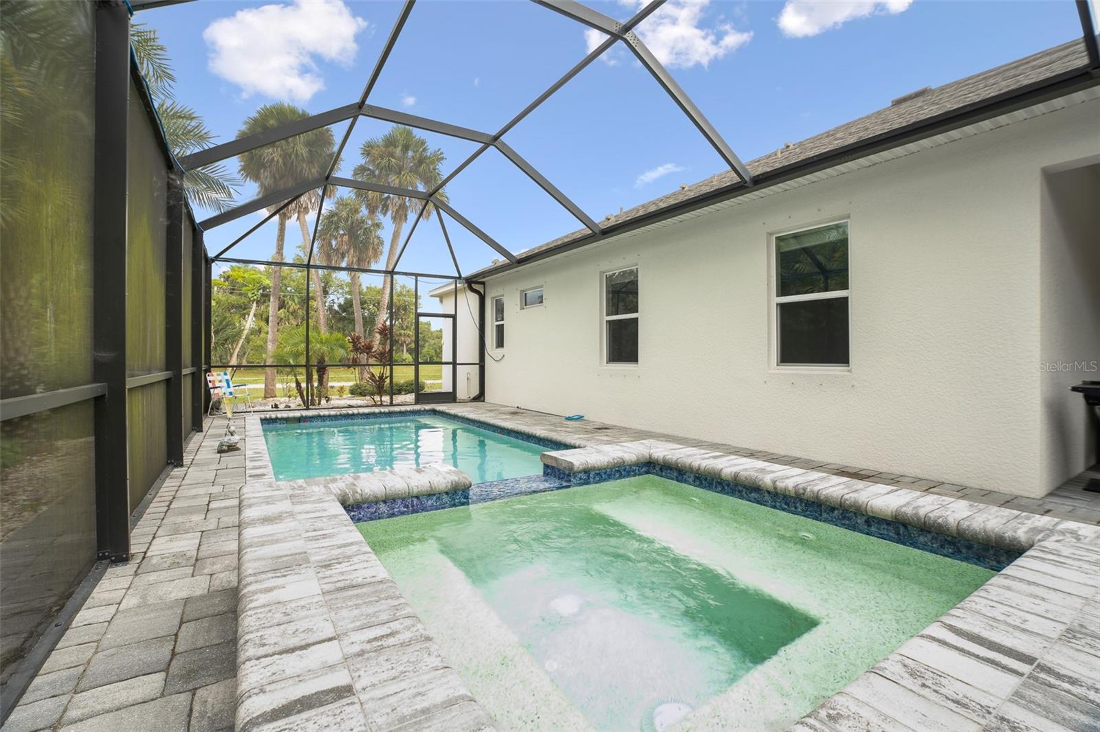Image 42 of 52 For 9 Evaro Drive
