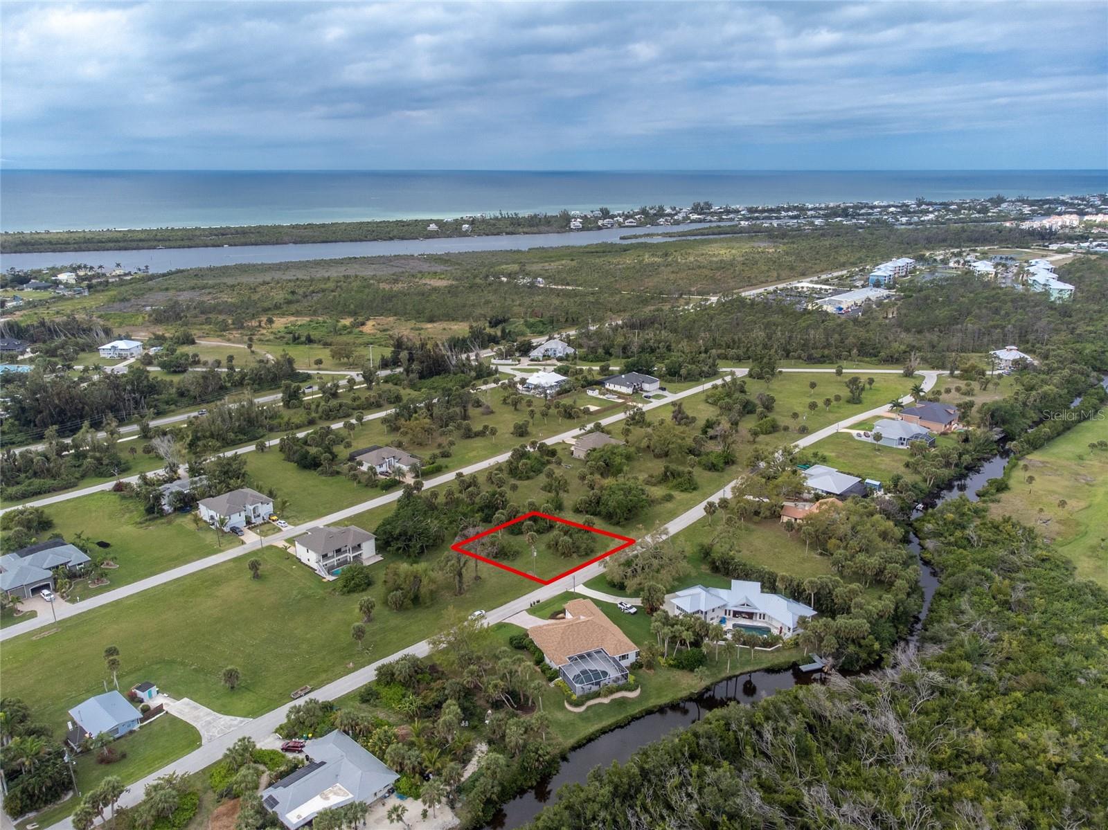 Image 3 of 9 For 101 Barracuda Drive