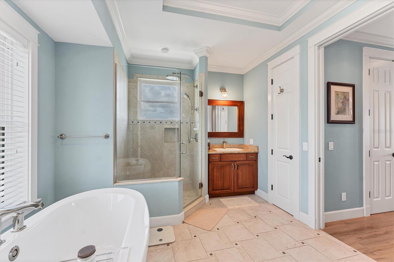 Image 22 of 83 For 4 Southwind Drive